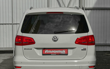 Volkswagen Sharan II, 2011 год, 1 400 000 рублей, 5 фотография