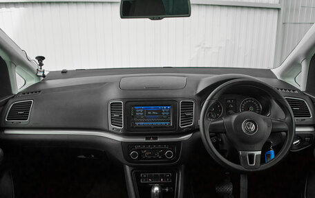 Volkswagen Sharan II, 2011 год, 1 400 000 рублей, 10 фотография