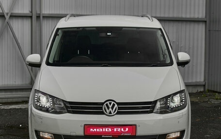 Volkswagen Sharan II, 2011 год, 1 400 000 рублей, 2 фотография