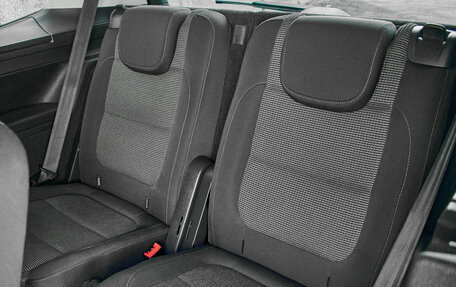 Volkswagen Sharan II, 2011 год, 1 400 000 рублей, 23 фотография