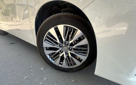 Toyota Alphard III, 2016 год, 4 970 000 рублей, 8 фотография