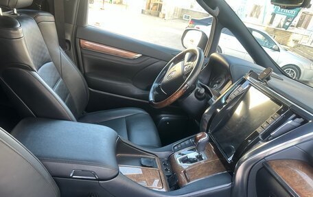 Toyota Alphard III, 2016 год, 4 970 000 рублей, 20 фотография