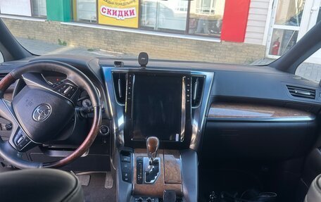 Toyota Alphard III, 2016 год, 4 970 000 рублей, 22 фотография