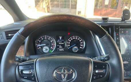 Toyota Alphard III, 2016 год, 4 970 000 рублей, 26 фотография