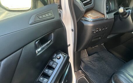 Toyota Alphard III, 2016 год, 4 970 000 рублей, 27 фотография