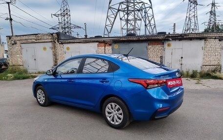 Hyundai Solaris II рестайлинг, 2017 год, 1 050 000 рублей, 6 фотография