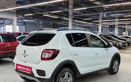 Renault Sandero II рестайлинг, 2021 год, 1 359 000 рублей, 3 фотография