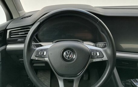 Volkswagen Touareg III, 2019 год, 4 550 000 рублей, 12 фотография