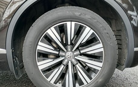 Volkswagen Touareg III, 2019 год, 4 550 000 рублей, 18 фотография
