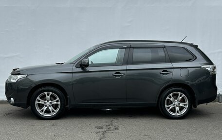 Mitsubishi Outlander III рестайлинг 3, 2013 год, 1 470 000 рублей, 8 фотография