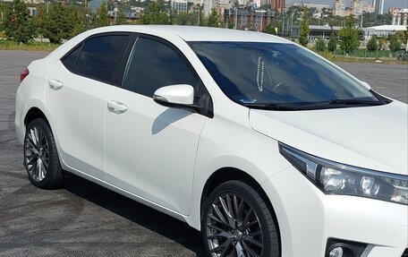 Toyota Corolla, 2014 год, 1 225 000 рублей, 2 фотография