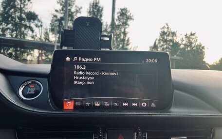 Mazda 6, 2018 год, 1 900 000 рублей, 11 фотография