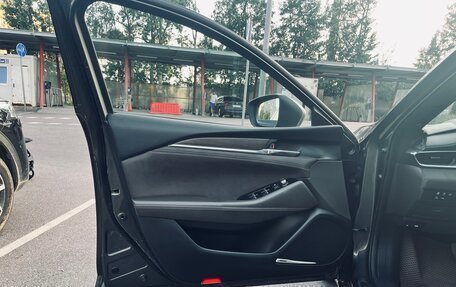 Mazda 6, 2018 год, 1 900 000 рублей, 13 фотография