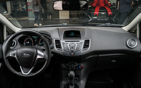 Ford Fiesta, 2016 год, 850 000 рублей, 9 фотография
