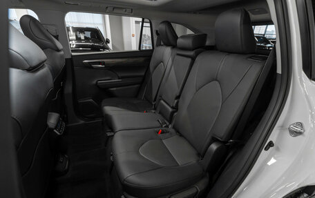Toyota Highlander, 2026 год, 5 300 000 рублей, 14 фотография