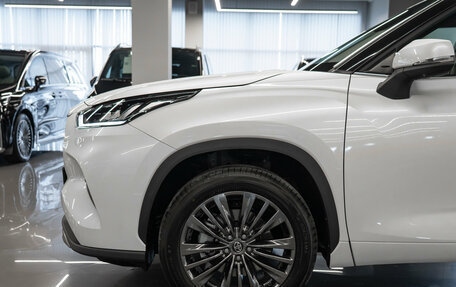 Toyota Highlander, 2026 год, 5 300 000 рублей, 30 фотография