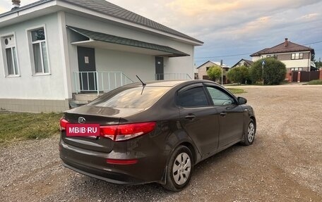 KIA Rio III рестайлинг, 2016 год, 850 000 рублей, 5 фотография