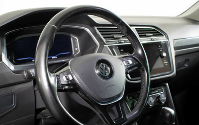 Volkswagen Tiguan II, 2019 год, 3 265 000 рублей, 1 фотография