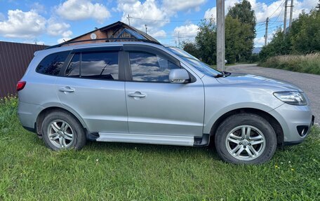 Hyundai Santa Fe III рестайлинг, 2011 год, 1 370 000 рублей, 2 фотография