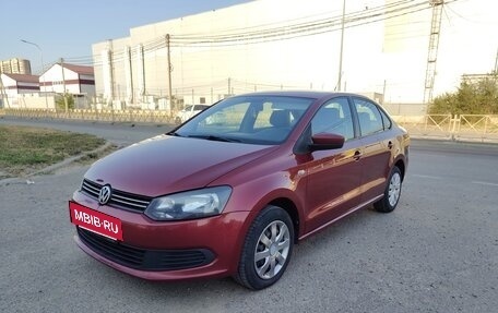 Volkswagen Polo VI (EU Market), 2012 год, 830 000 рублей, 2 фотография