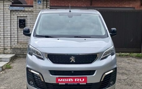 Peugeot Traveller I, 2020 год, 3 100 000 рублей, 3 фотография