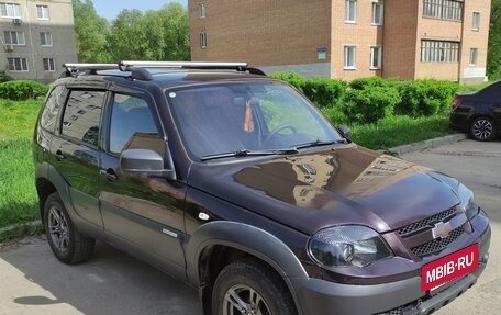 Chevrolet Niva I рестайлинг, 2012 год, 450 000 рублей, 21 фотография