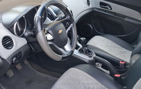 Chevrolet Cruze II, 2013 год, 650 000 рублей, 19 фотография