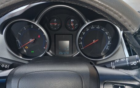 Chevrolet Cruze II, 2013 год, 650 000 рублей, 23 фотография