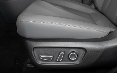 Toyota RAV4, 2026 год, 4 300 000 рублей, 17 фотография