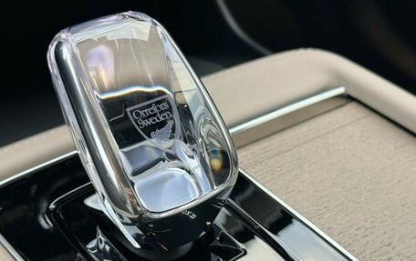 Volvo XC90 II рестайлинг, 2025 год, 9 395 000 рублей, 11 фотография