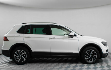 Volkswagen Tiguan II, 2019 год, 3 265 000 рублей, 5 фотография