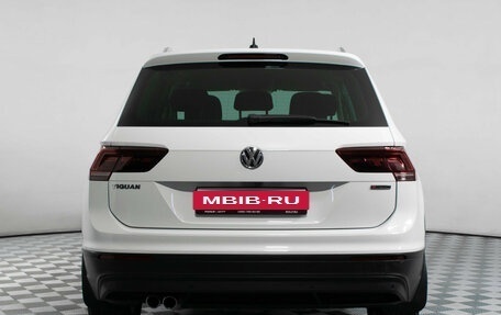 Volkswagen Tiguan II, 2019 год, 3 265 000 рублей, 7 фотография