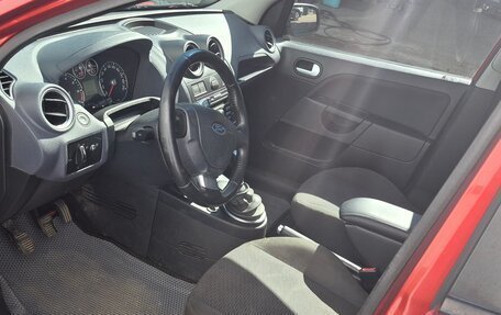 Ford Fiesta, 2007 год, 450 000 рублей, 4 фотография