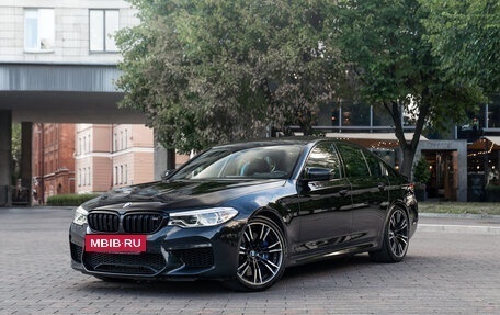 BMW M5, 2018 год, 7 800 000 рублей, 2 фотография