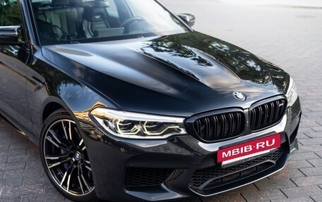 BMW M5, 2018 год, 7 800 000 рублей, 5 фотография