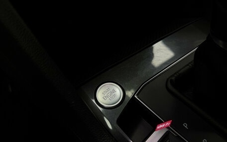 Volkswagen Tiguan II, 2018 год, 2 600 000 рублей, 15 фотография
