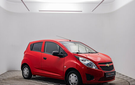 Chevrolet Spark III, 2013 год, 795 000 рублей, 3 фотография