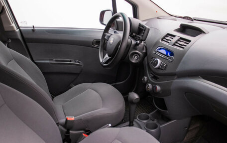 Chevrolet Spark III, 2013 год, 795 000 рублей, 9 фотография