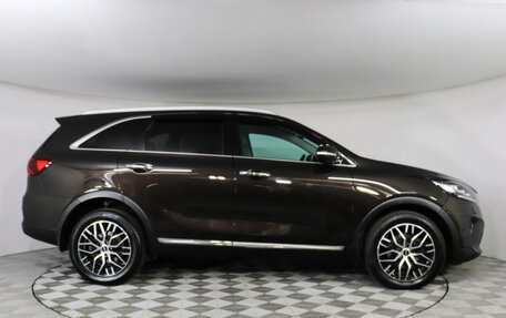 KIA Sorento III Prime рестайлинг, 2018 год, 2 397 000 рублей, 4 фотография