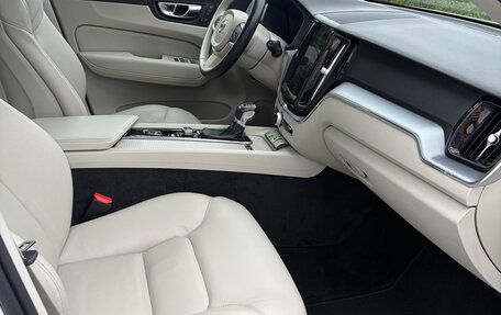 Volvo XC60 II, 2020 год, 3 900 000 рублей, 8 фотография