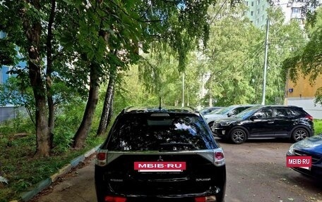 Mitsubishi Outlander III рестайлинг 3, 2013 год, 1 400 000 рублей, 7 фотография