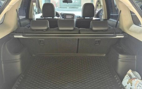 Mitsubishi Outlander III рестайлинг 3, 2013 год, 1 400 000 рублей, 9 фотография