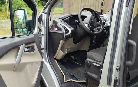 Ford Tourneo Custom I рестайлинг, 2014 год, 1 750 000 рублей, 2 фотография