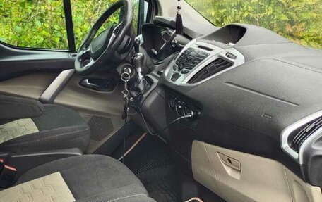 Ford Tourneo Custom I рестайлинг, 2014 год, 1 750 000 рублей, 26 фотография