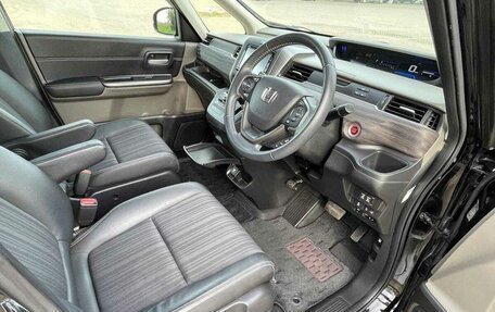 Honda Freed II, 2018 год, 1 400 000 рублей, 7 фотография