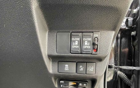 Honda Freed II, 2018 год, 1 400 000 рублей, 13 фотография