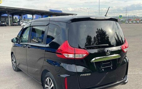 Honda Freed II, 2018 год, 1 400 000 рублей, 5 фотография