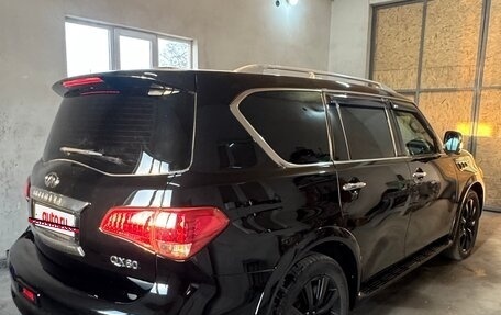 Infiniti QX56, 2013 год, 2 800 000 рублей, 2 фотография