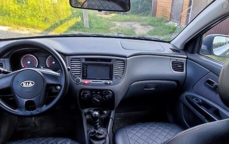 KIA Rio II, 2011 год, 500 000 рублей, 8 фотография