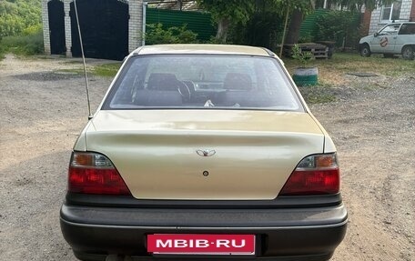 Daewoo Nexia I рестайлинг, 1997 год, 210 000 рублей, 6 фотография